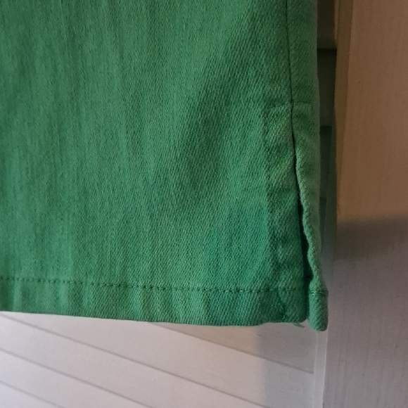 Ruby Rd. Bermudas - Picture 2 of 4